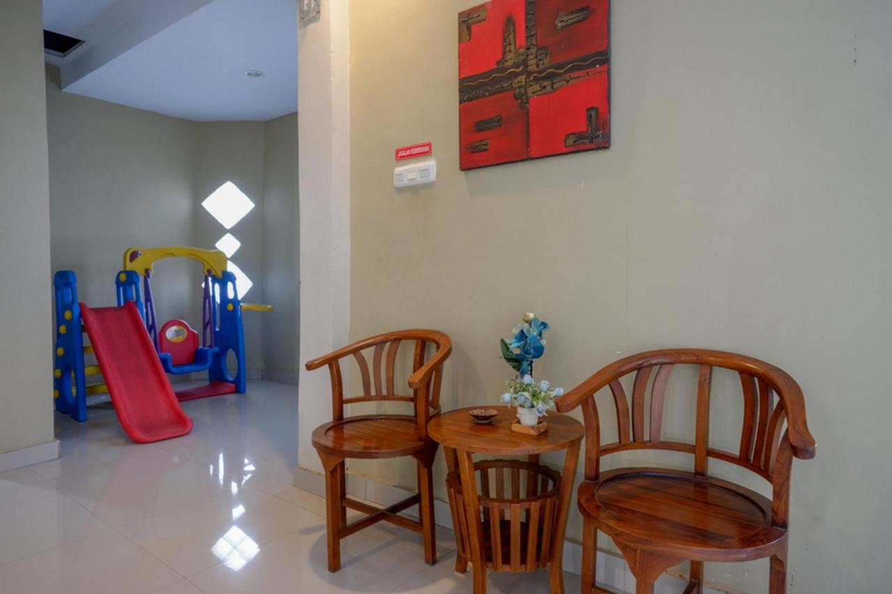Reddoorz Syariah At Jalan Jenderal Sudirman Palopo Otel Dış mekan fotoğraf