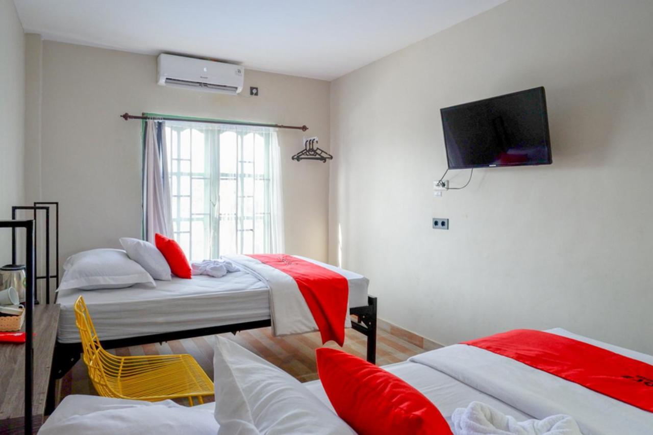 Reddoorz Syariah At Jalan Jenderal Sudirman Palopo Otel Dış mekan fotoğraf
